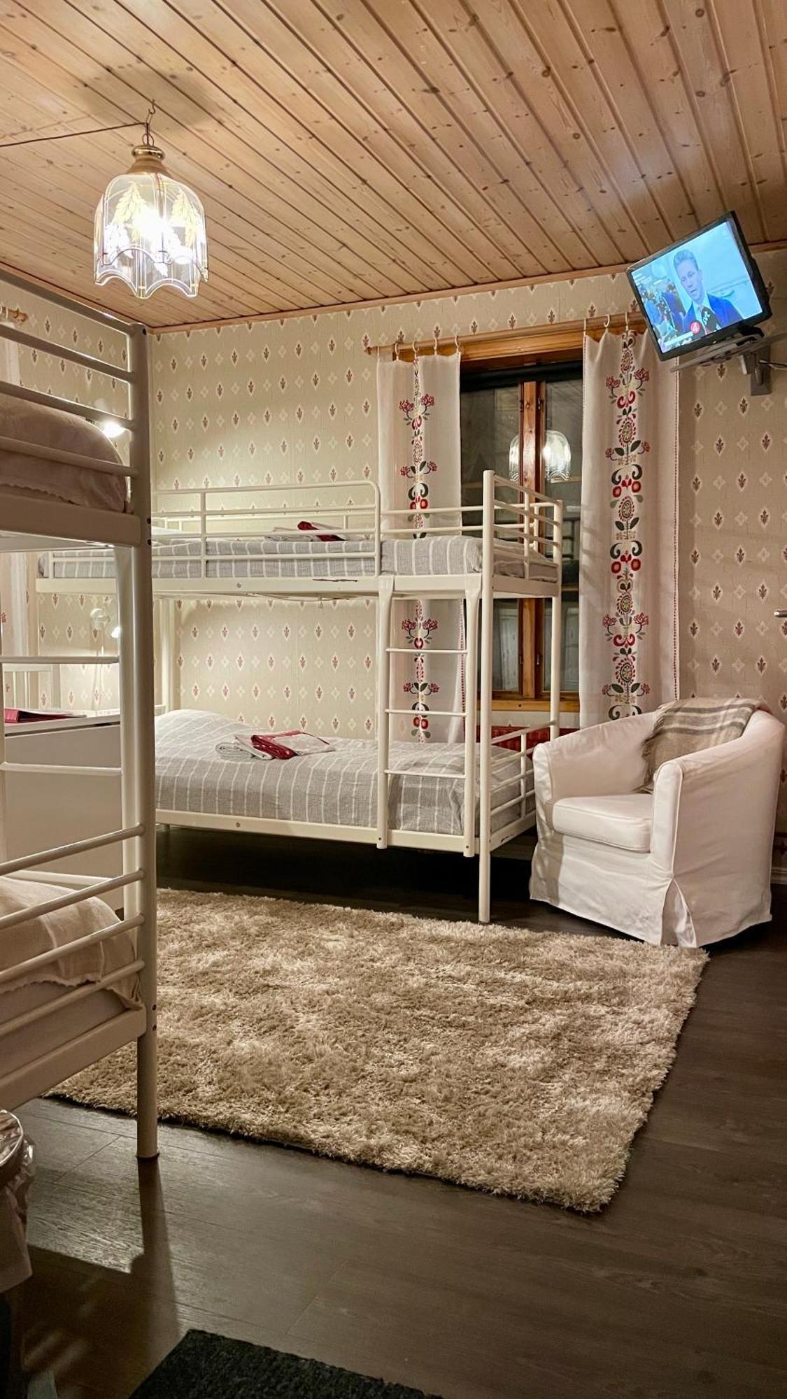 Prinsgarden B&B Rum Stugor Mora Esterno foto